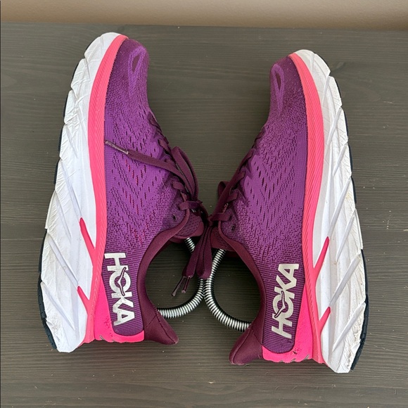 HOKA One One Clifton 8 Running Shoes deep purple and bright pink Women’s Sz 8.5 - Picture 8 of 13